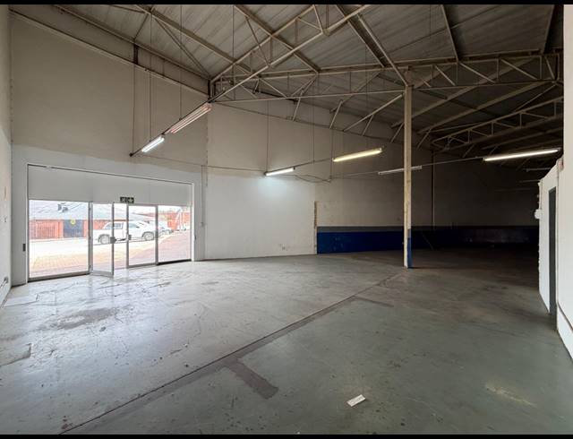 379M² WAREHOUSE TO LET IN HALFWAY HOUSE